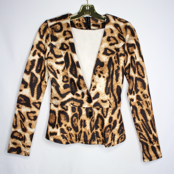 Sweet Jackets & Blazers - Animal Print Peplum Blazer